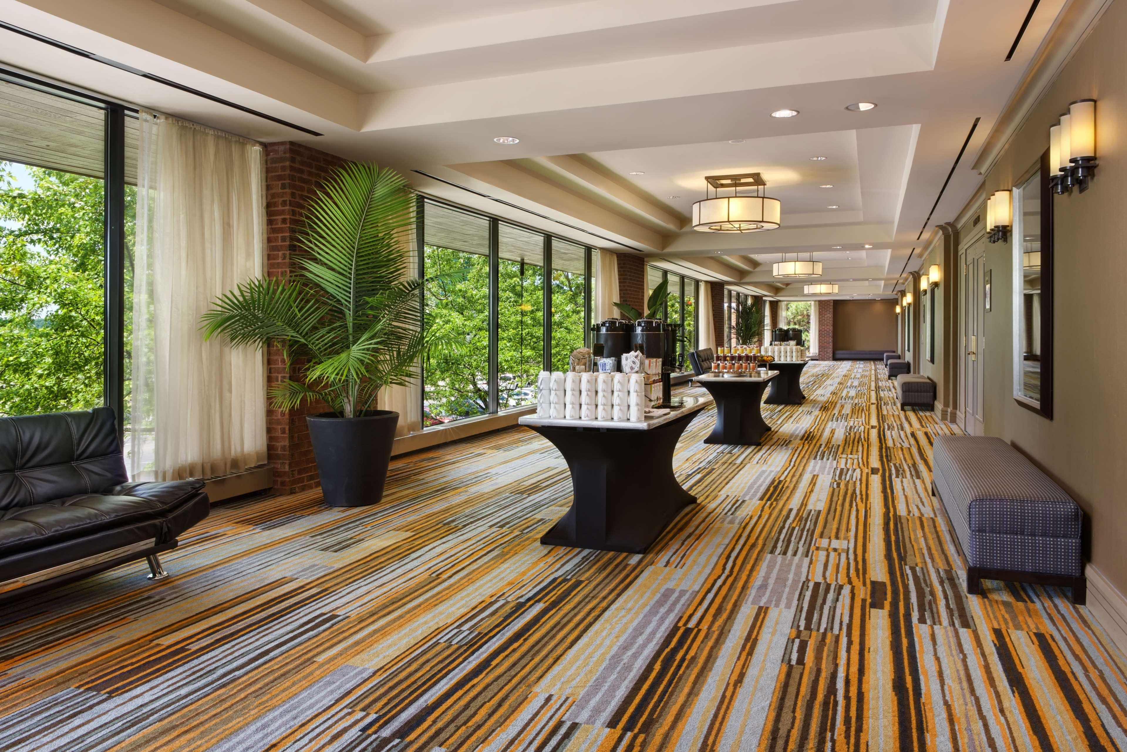 Hilton Mississauga/Meadowvale Hotel Ngoại thất bức ảnh