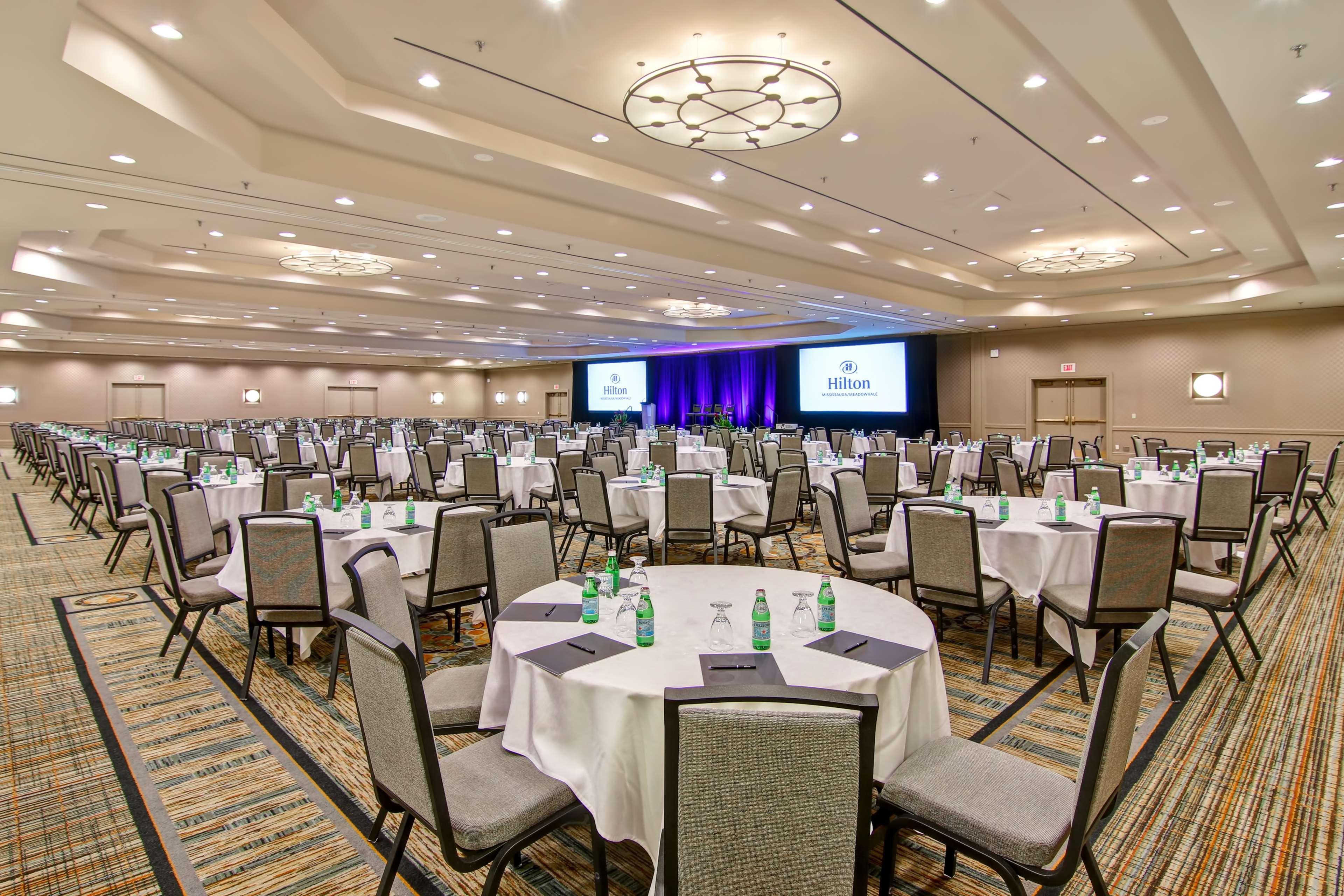 Hilton Mississauga/Meadowvale Hotel Ngoại thất bức ảnh