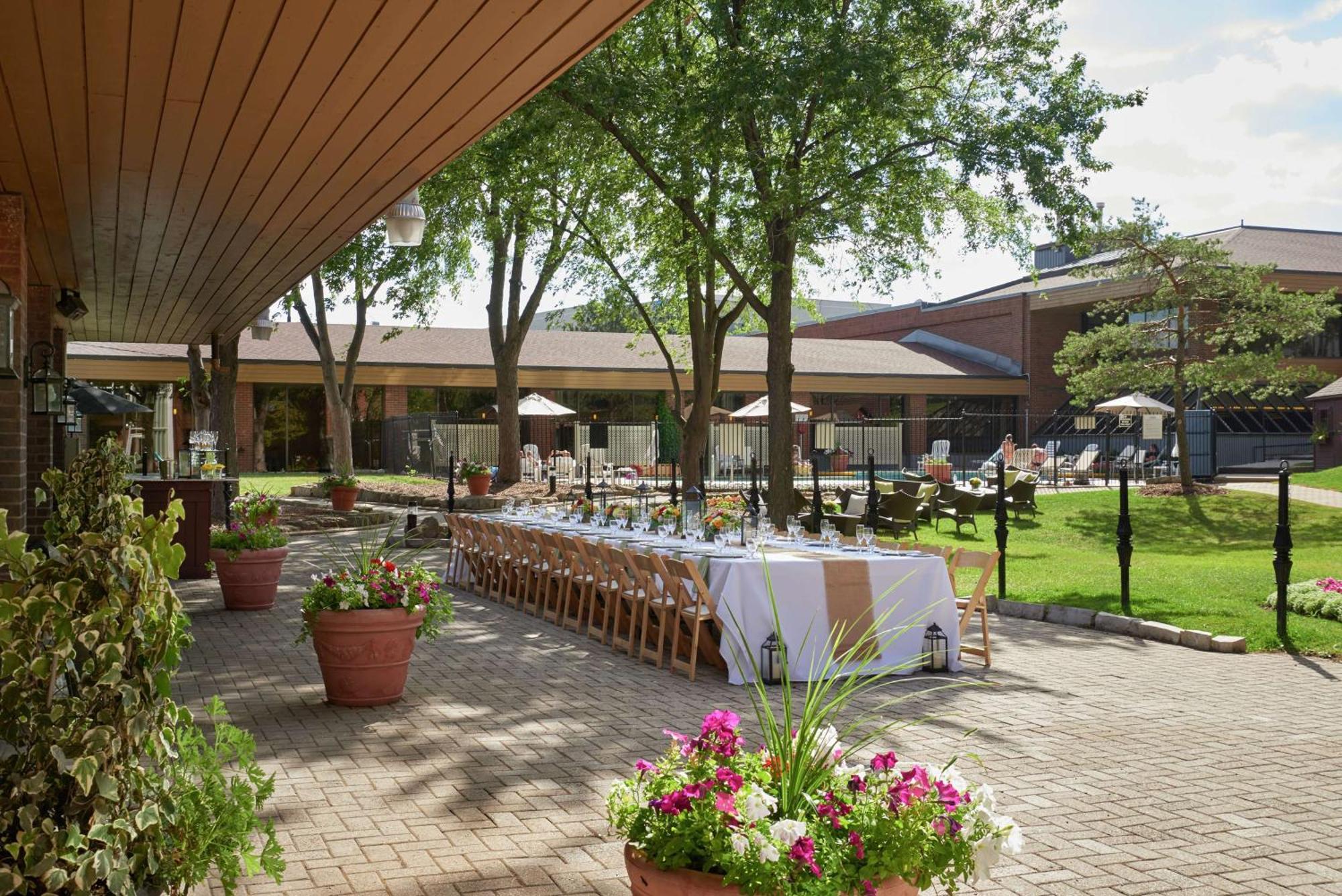 Hilton Mississauga/Meadowvale Hotel Ngoại thất bức ảnh
